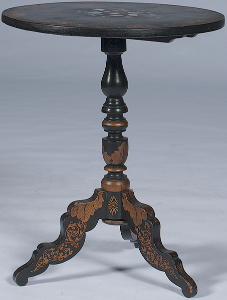Victorian Stenciled Tilt Top Table 15fd6f
