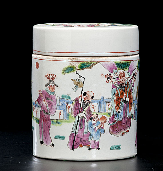 Chinese Famille Verte Covered Jar 15fe46