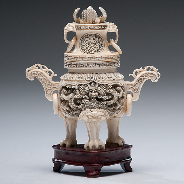 Chinese Carved Lidded Vessel Chinese  15ffed