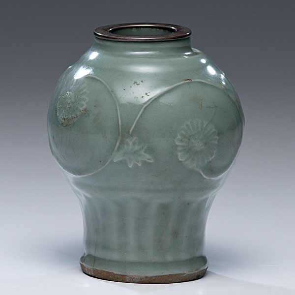 Celadon Vase Chinese An ovoid 160021