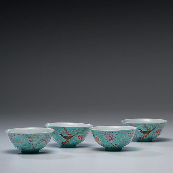 Dayazhai Turquoise Ground Porcelain 16009c