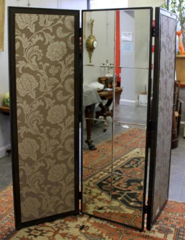 Decorative 3 Panel Mirrored and 1601d2