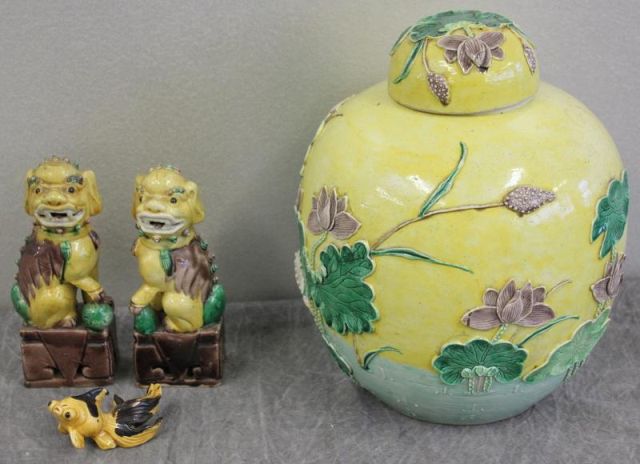 Chinese Ceramic Lot Included a