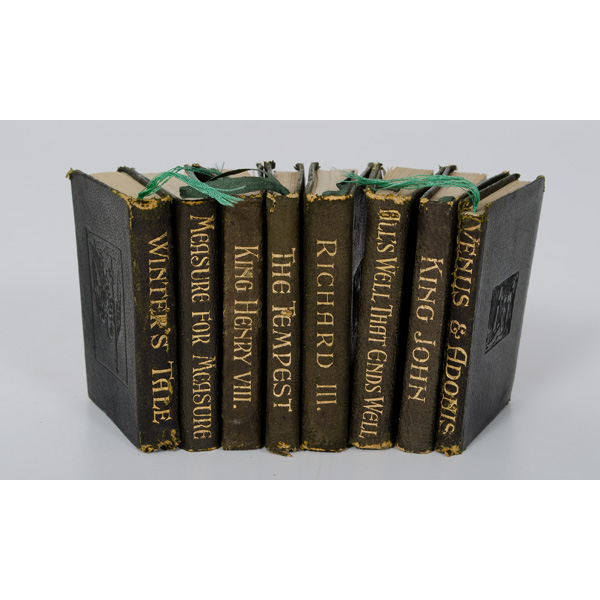 Miniature Books of Shakespeare 160312