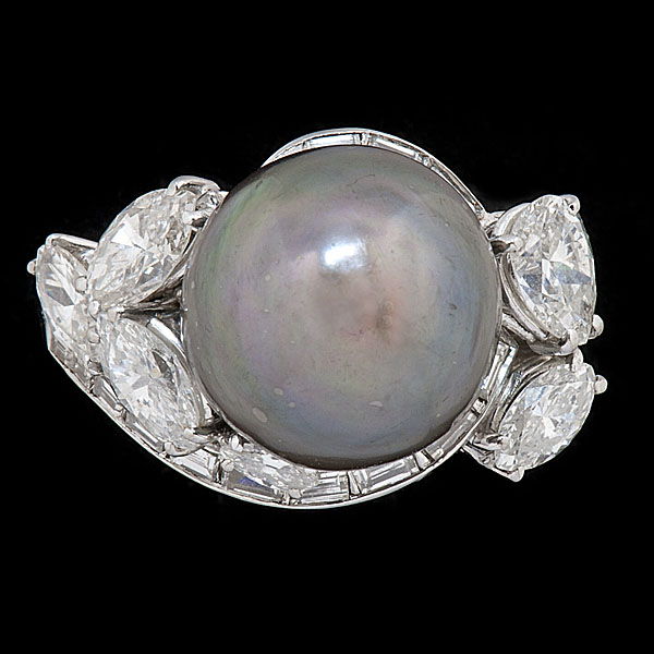Tahitian Cultured Pearl and Diamond 160339