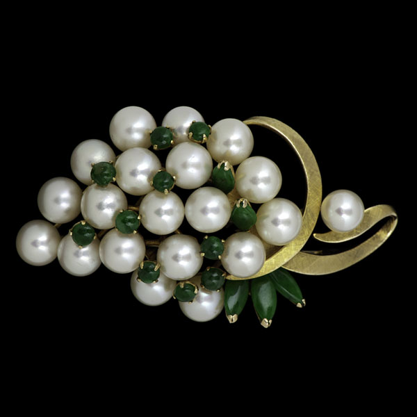 14k Akoya Cultured Pearl and Jadeite 16037d