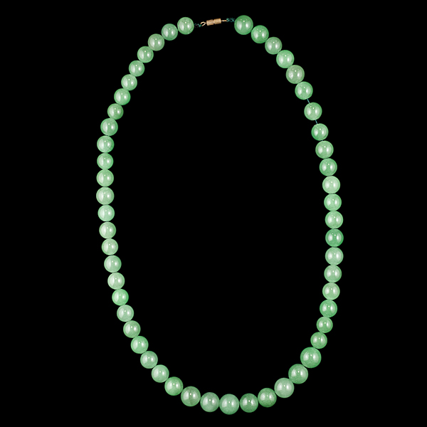 Green Nephrite Jade Bead Necklace 16037b