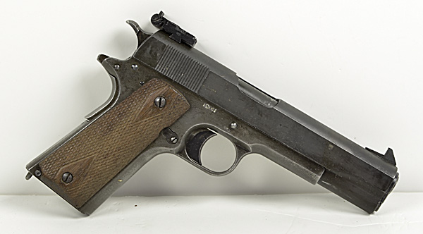 *WWII Colt 1911 Semi Auto Pistol .45 ACP