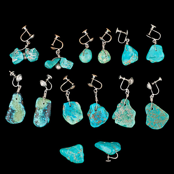 Southwestern Indian Turquoise Nugget 16068e