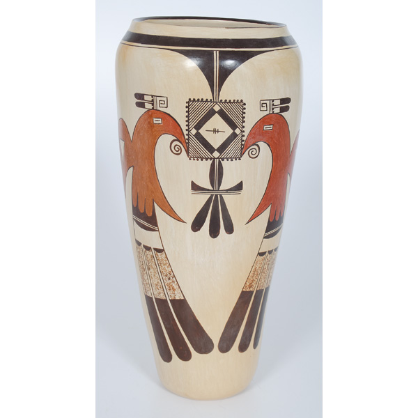 Rachel Sahmie Hopi Vase tapering