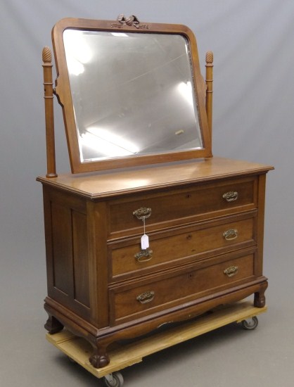 Victorian three drw. chest with mirror.
