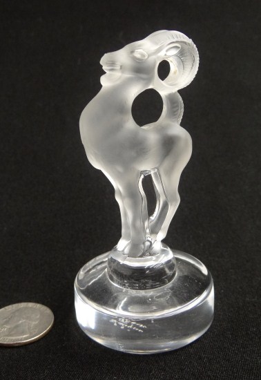 Daum (France) animal figurine. 4 Ht.