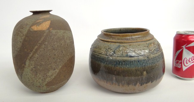 Lot two pcs Modernist art pottery  1630ff