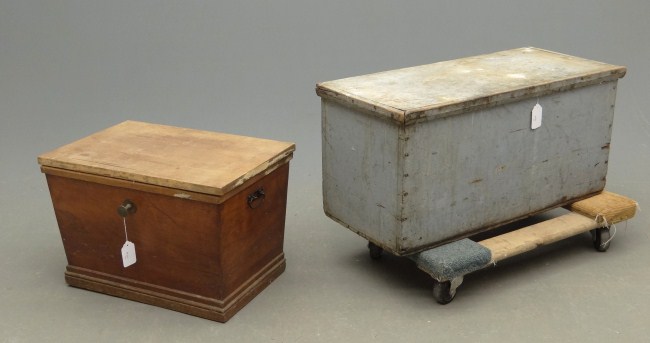 Lot including 19th c painted trunk 163139