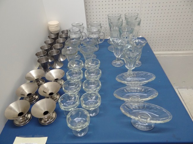 Lot misc. soda fountain glass including