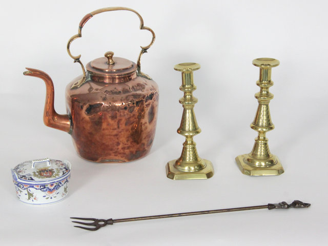 A pair of brass candlesticks copper 1634d6