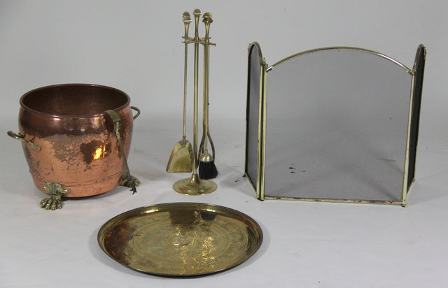 A set of three brass fire irons 1634d0