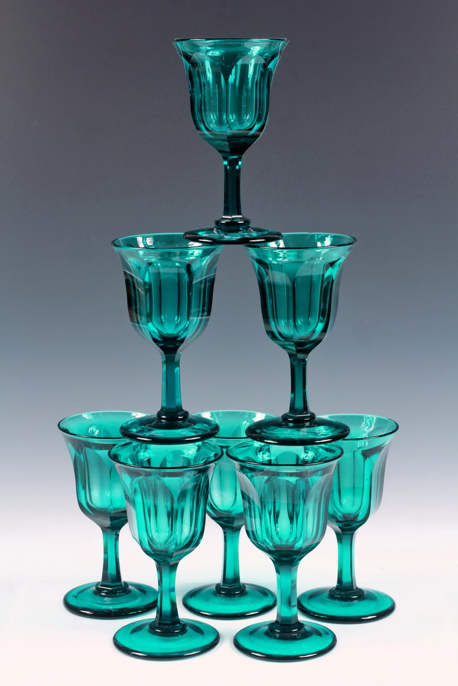 (8) FEDERALIST PERIOD WINE GLASSES
