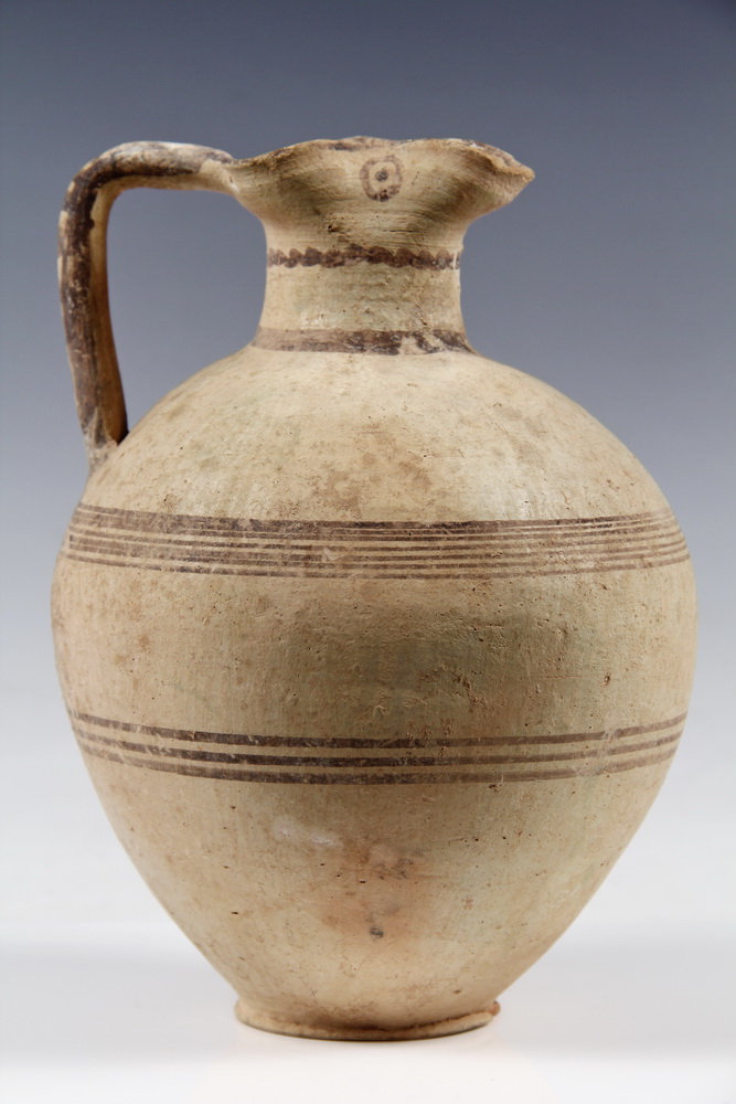 ANCIENT POTTERY - Medium Sized Terra