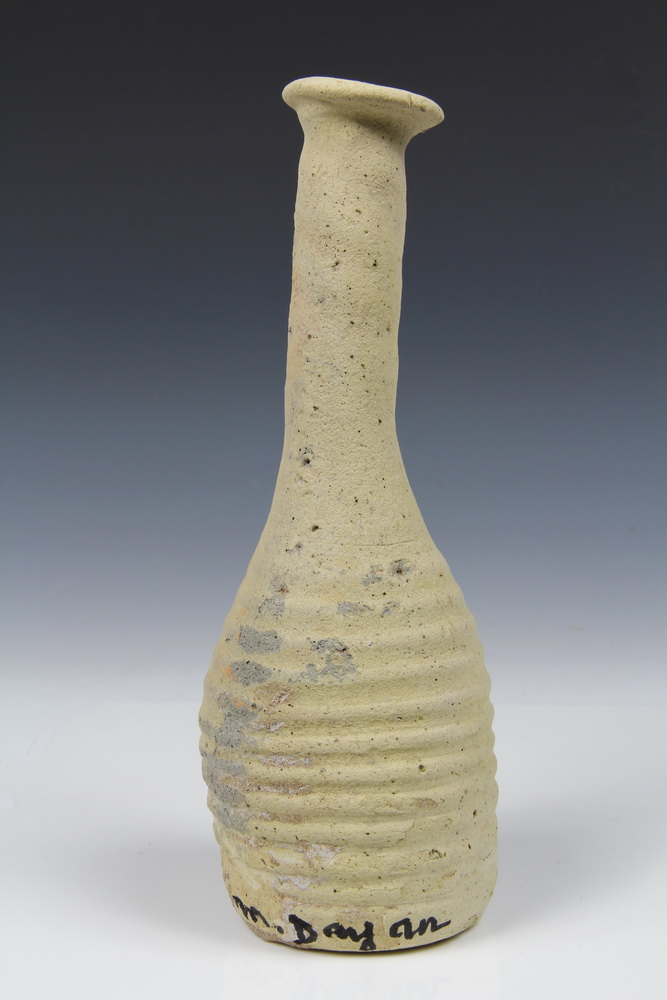 ANCIENT POTTERY - Small Clay Ribbed