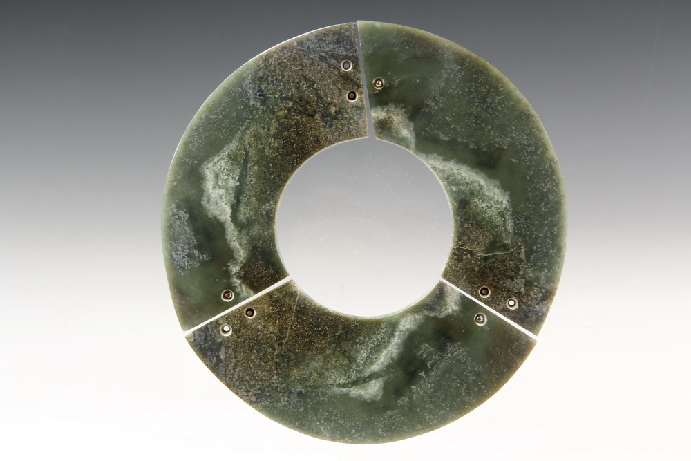 NEOLITHIC CHINESE CEREMONIAL JADE