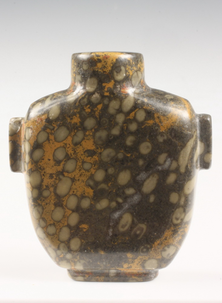 CHINESE SNUFF BOTTLE - Chinese