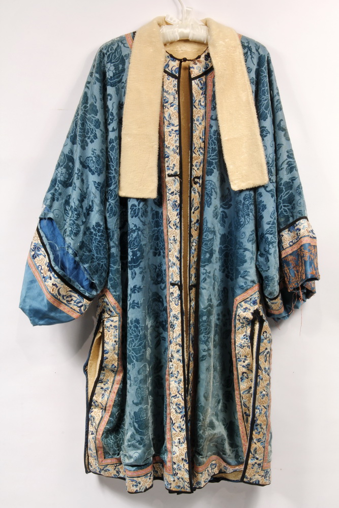 CHINESE COURT ROBE Winter Court 16379a