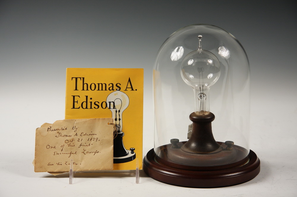 EXTREMELY RARE EDISON LAMP One 1637b7