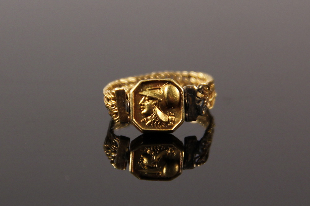 REVERSIBLE GOLD RING- in Ancient