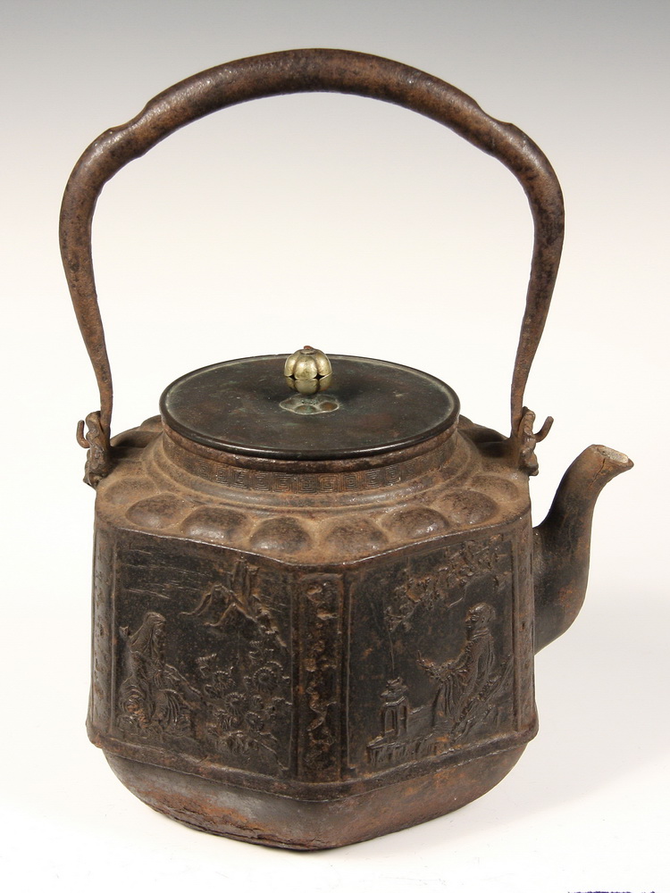 JAPANESE CAST IRON WATER POT  163849