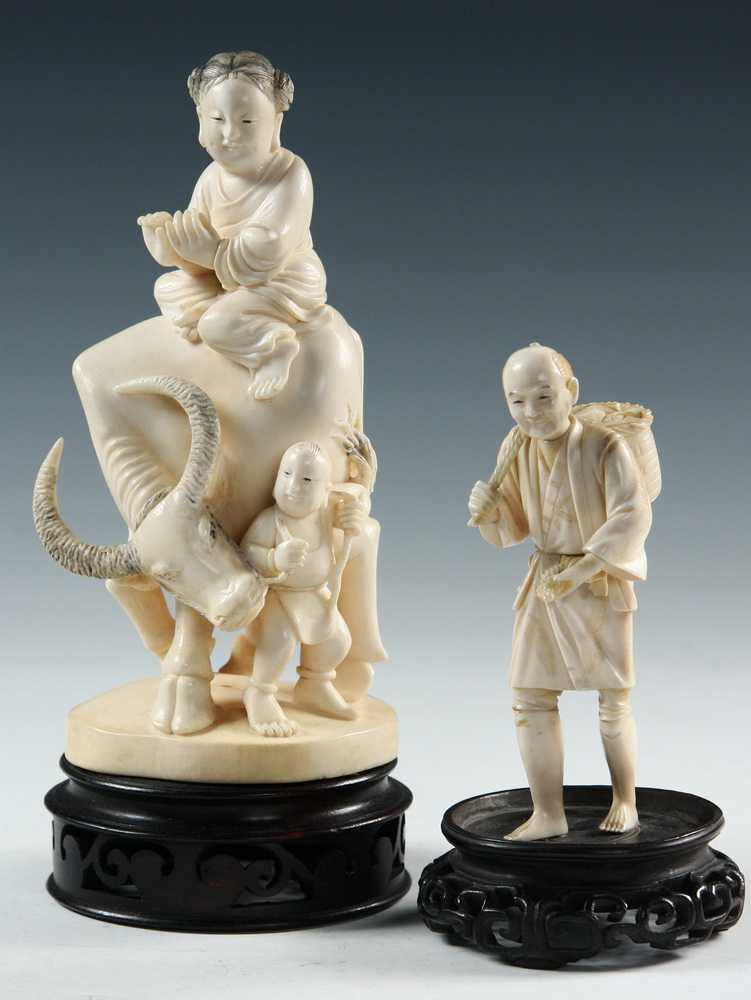  2 ORIENTAL IVORY FIGURES Farmer 16386f