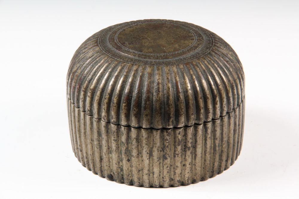 LIDDED ISLAMIC BRONZE DOME TOP 1638d0