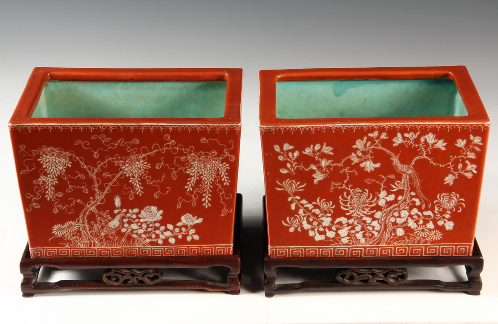 PAIR CHINESE JARDINIERES ON STANDS 163d42