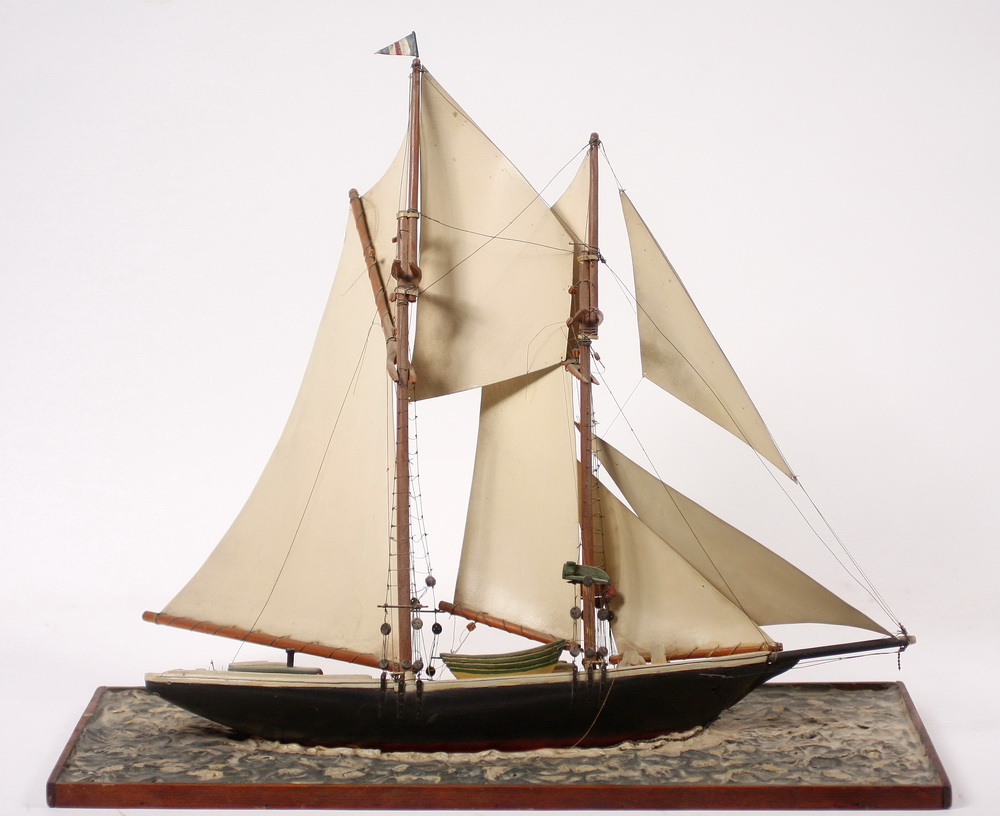 SCHOONER MODEL - Two-Masted Schooner