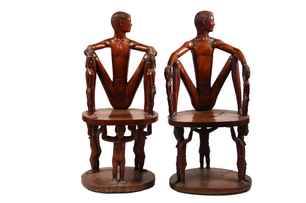 PAIR CARVED FILIPINO CHAIRS Pair 163d7f