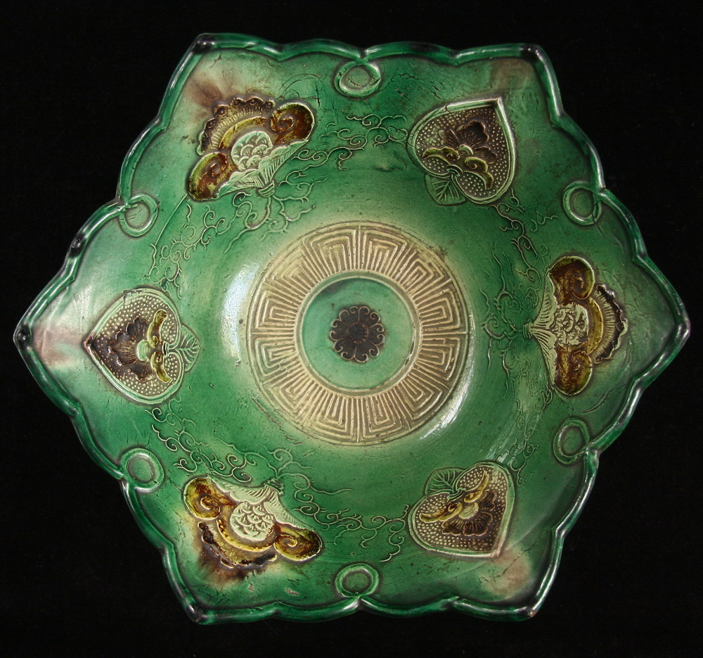 CHINESE POTTERY BOWL Ming Period 163eb1