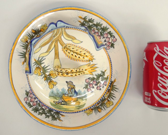 Quimper cheese plate and cover 16449e