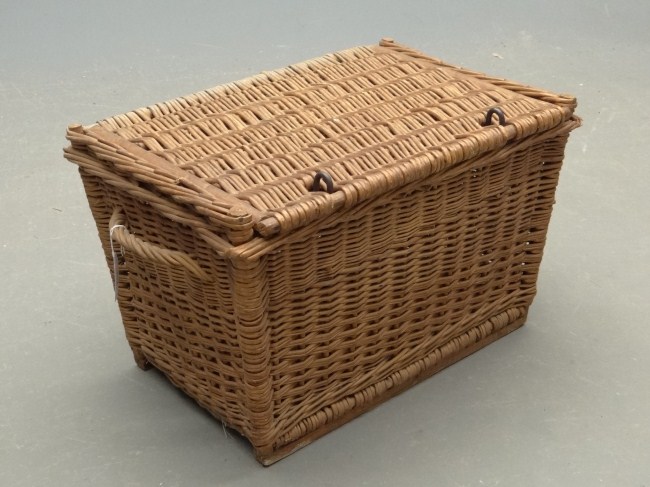 Early lidded basket.