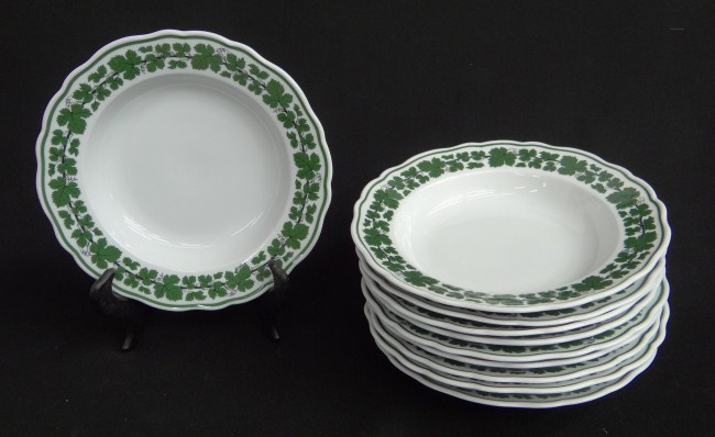 Set of 10 signed Meissen ivy pattern 164550