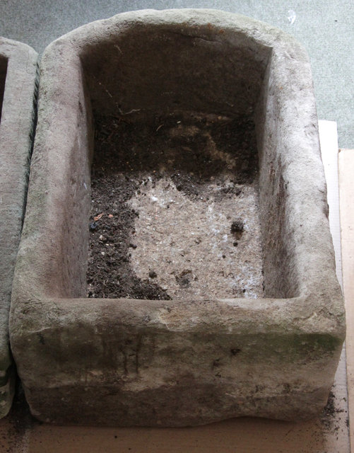 A D shaped stone trough 71cm (28")