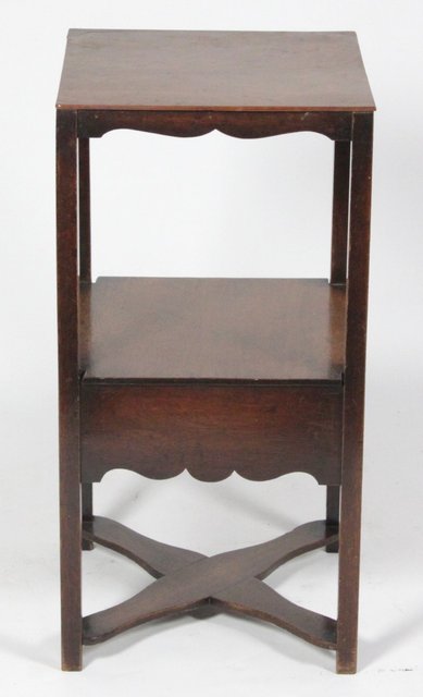 A Georgian mahogany square washstand