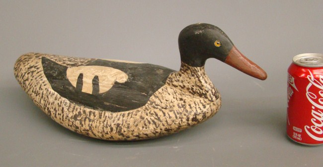 Folk art painted decoy. 19 1/2''