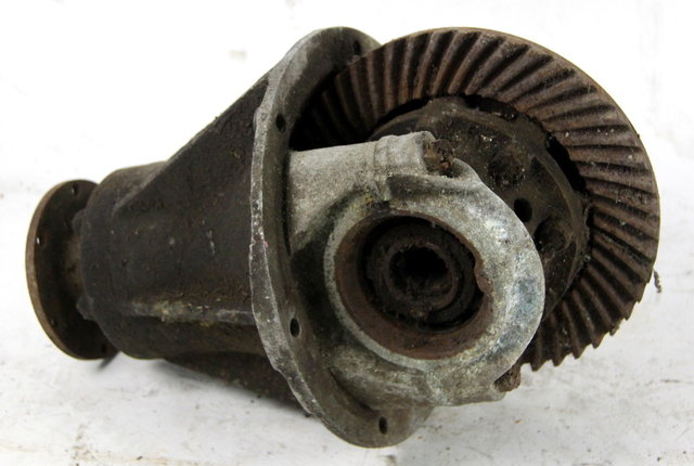 An Alvis differential from a rear 1621d9