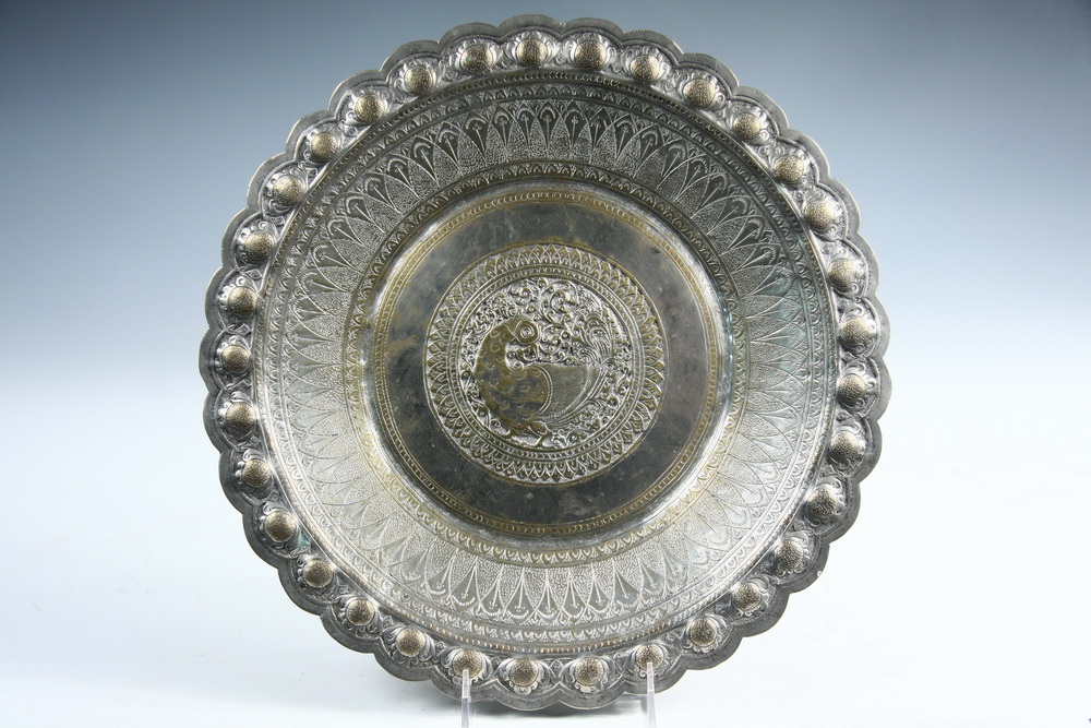 CHARGER - Round Indian tray in