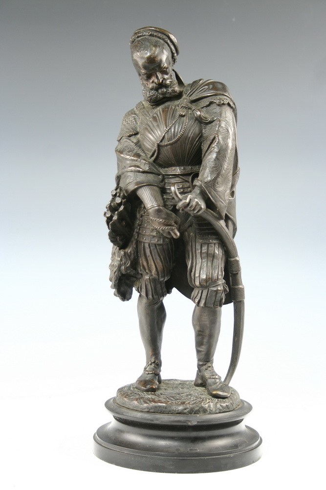 BRONZE SCULPTURE - Standing figure