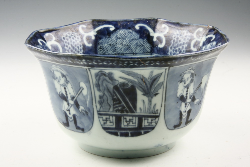 PORCELAIN BOWL - Chinese Export