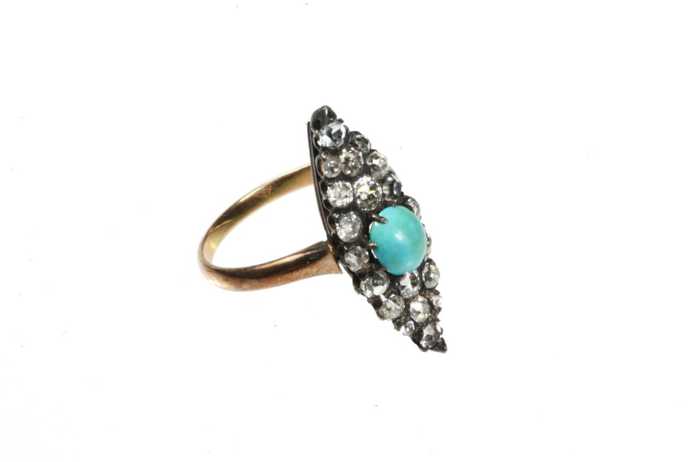 LADY'S RING - Antique marquise