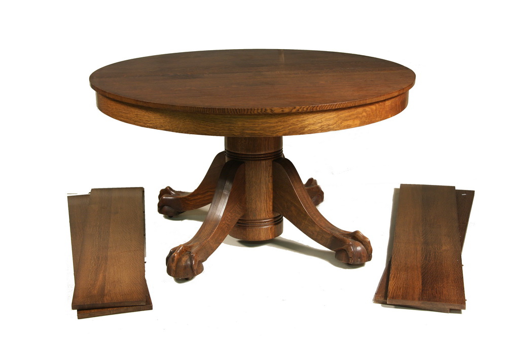 ROUND OAK DINING TABLE American 162d18