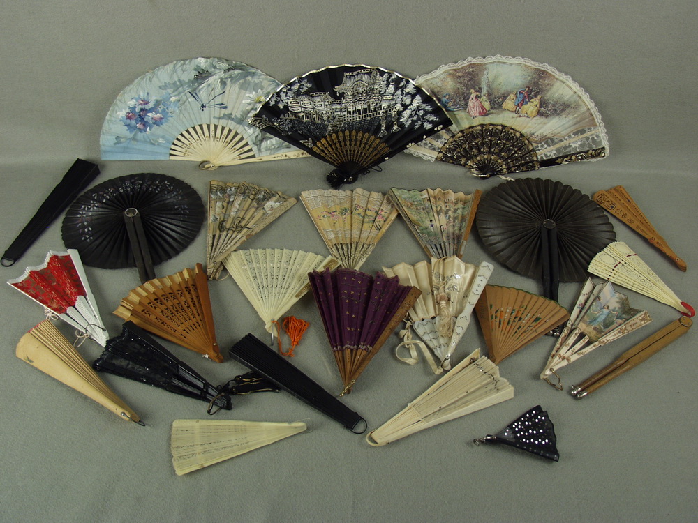 FANS - Collection of 23 medium to small