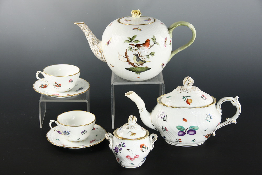 PORCELAIN TEA SERVICE ITEMS - Seven